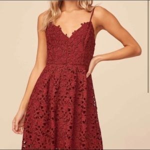 ASTR: LACE A LINE MIDI DRESS